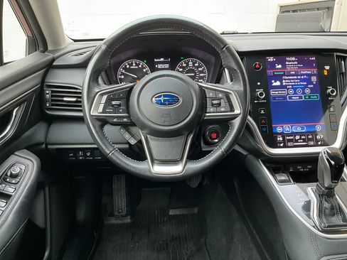 Certified 2022 Subaru Outback Premium image 16
