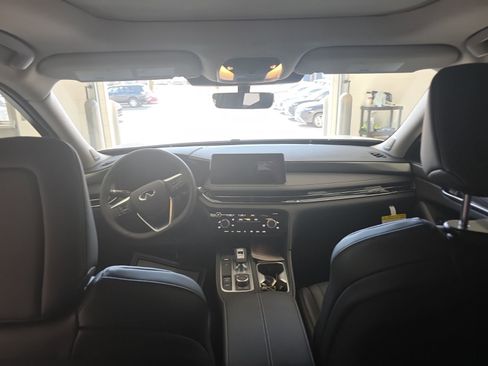 New 2026 INFINITI QX60 Luxe image 25