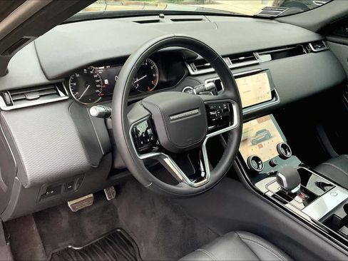 Used 2023 Land Rover Range Rover Velar R-Dynamic S image 18