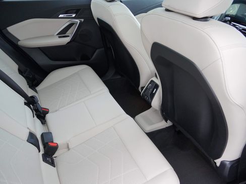 Used 2025 BMW X1 xDrive28i AWD/4WD image 33
