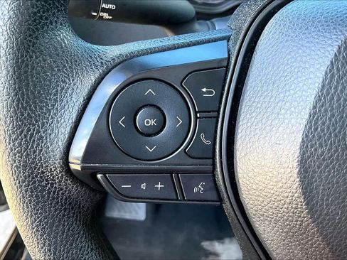 Used 2024 Toyota Corolla LE image 22