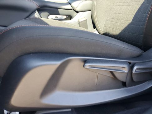 Used 2024 Honda HR-V Sport image 18