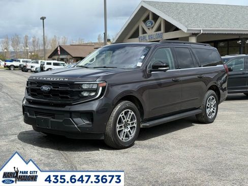 Used 2025 Ford Expedition Max Active AWD/4WD image 1