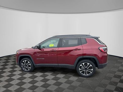 Certified 2022 Jeep Compass Limited AWD/4WD image 3