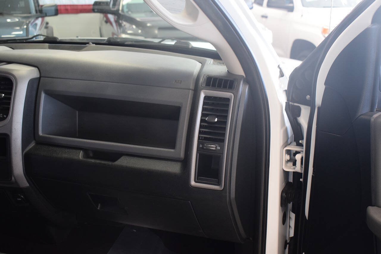 Used 2015 RAM 1500 Tradesman w/ Power & Remote Entry Group AWD/4WD image 22