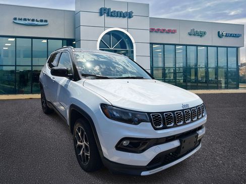 Used 2024 Jeep Compass Limited AWD/4WD image 1