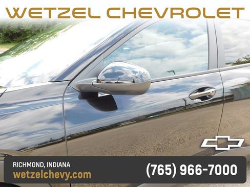 Used 2026 Chevrolet Trax RS FWD image 11
