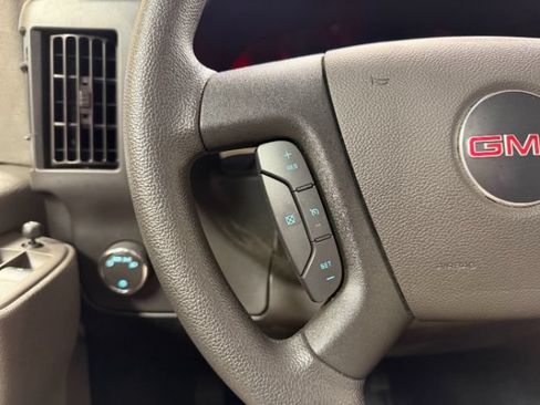 Used 2025 GMC Savana 3500 LT w/ LT Preferred Equipment Group RWD image 22