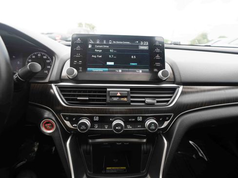 Certified 2022 Honda Accord Touring image 17