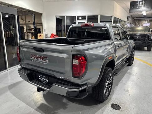 Used 2024 GMC Canyon AT4 w/ Technology Package AWD/4WD image 8