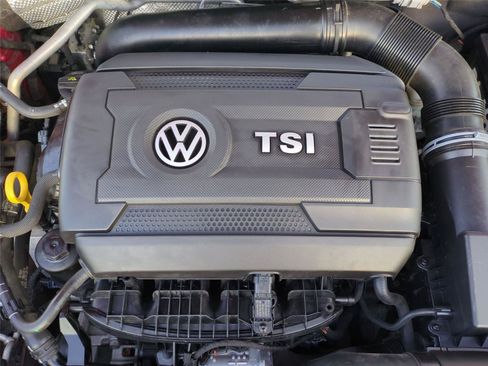 Used 2017 Volkswagen Jetta GLI FWD image 24