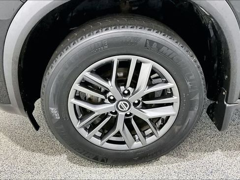 Used 2021 Nissan Rogue S AWD/4WD image 40