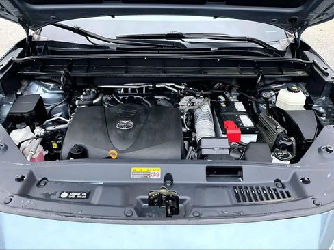 Used 2022 Toyota Highlander Platinum image 31