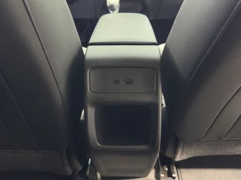 Used 2024 Chevrolet Trax LT w/ Driver Confidence Package FWD image 16