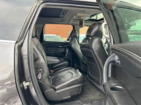 Used 2014 Chevrolet Traverse LT image 26