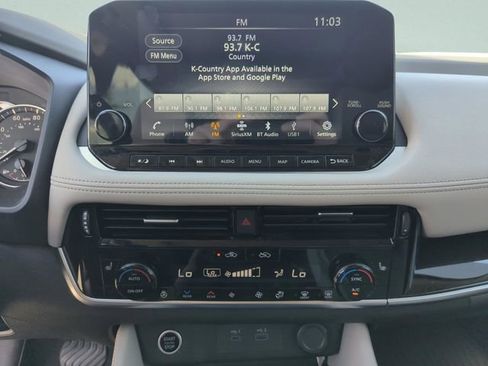 Used 2023 Nissan Rogue SL w/ SL Premium Package image 35