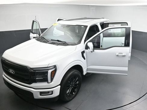Used 2024 Ford F150 Lariat w/ FX4 Off-Road Package AWD/4WD image 35