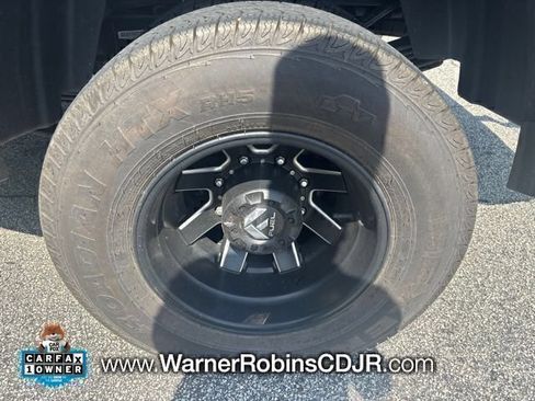 Used 2024 RAM 3500 Tradesman w/ Chrome Appearance Group AWD/4WD image 5