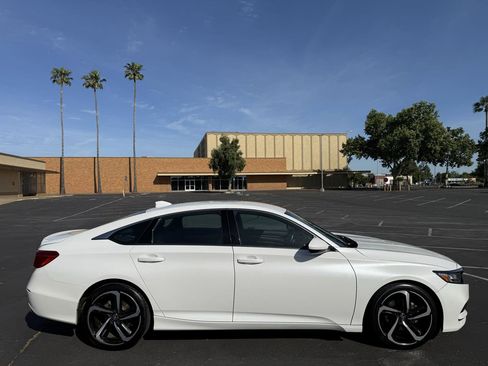 Used 2019 Honda Accord Sport image 8