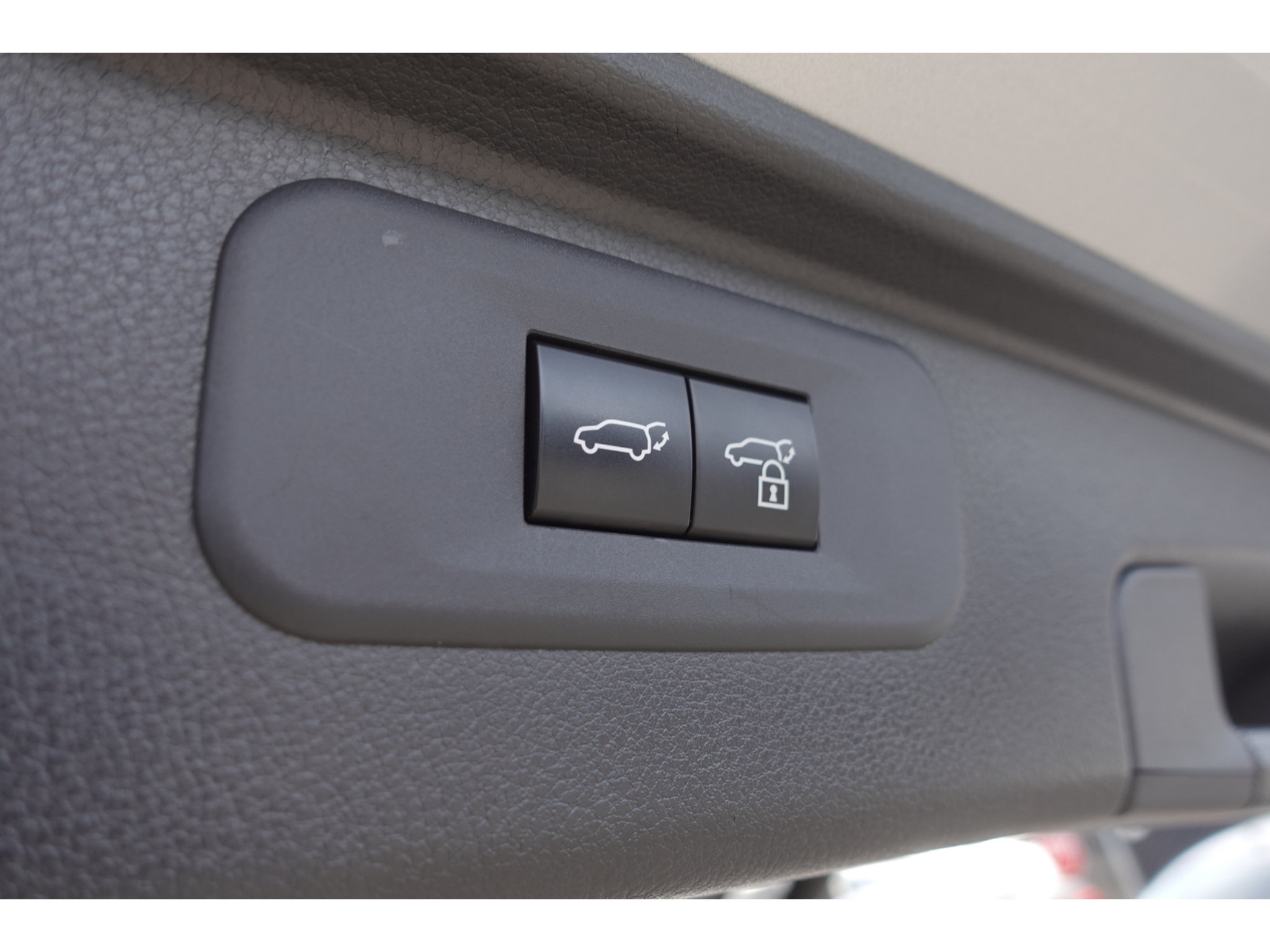 Certified 2025 Toyota Grand Highlander AWD image 28