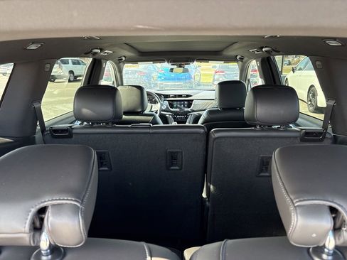 Certified 2023 Cadillac XT6 Premium Luxury image 11