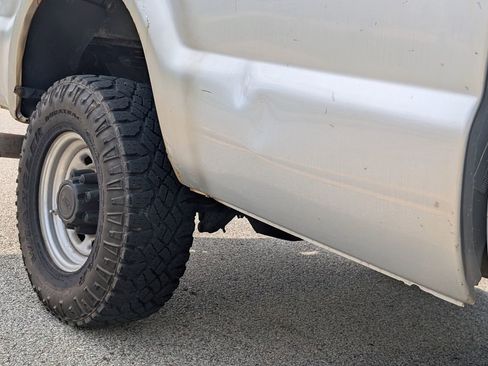 Used 1999 Ford F350 XL image 32