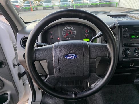 Used 2006 Ford F150 STX image 32