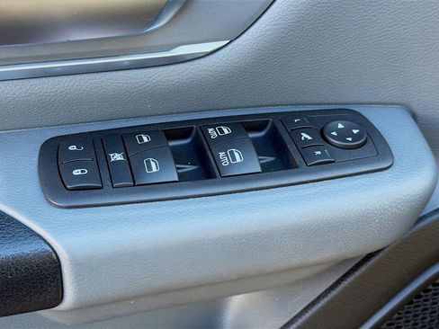 Used 2023 RAM 1500 Big Horn AWD/4WD image 22