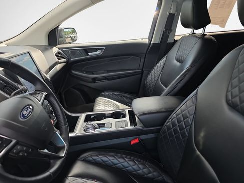 Used 2024 Ford Edge Titanium AWD/4WD image 12