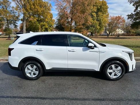 New 2026 Kia Sorento LX image 29
