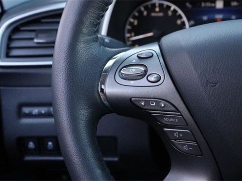 Used 2024 Nissan Murano SL image 14