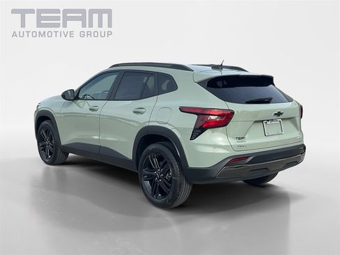 New 2026 Chevrolet Trax ACTIV w/ Sunroof Package image 5