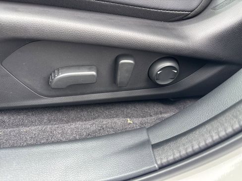 New 2026 Subaru Crosstrek 2.5i Limited AWD/4WD image 17