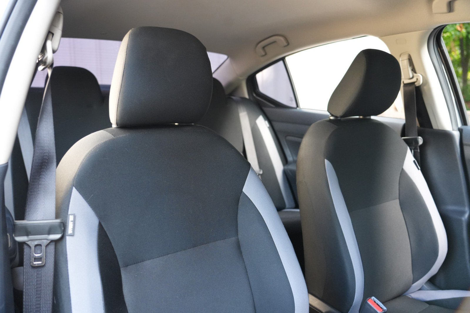 Used 2025 Nissan Versa S w/ Trunk Package FWD image 29