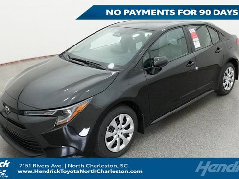 Used 2026 Toyota Corolla LE image 1