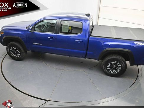 Used 2023 Toyota Tacoma TRD Off-Road AWD/4WD image 28