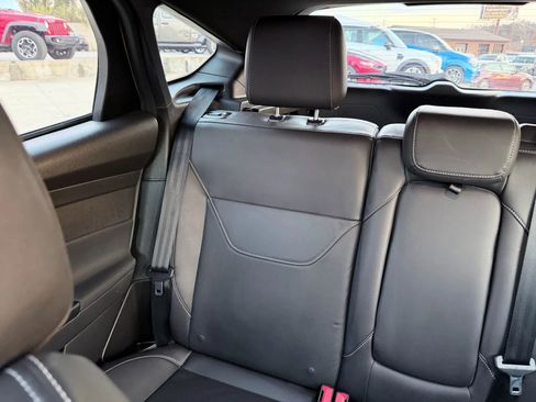 Used 2017 Ford Focus ST w/ Equipment Group 402A image 26