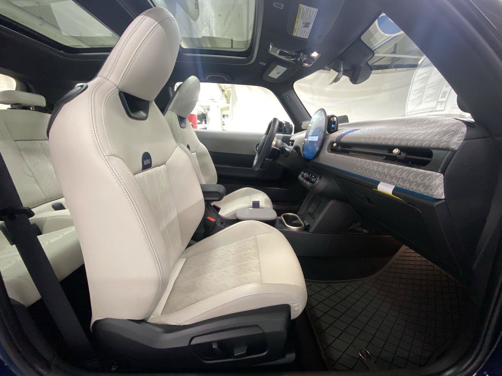 Used 2026 MINI Cooper S FWD image 29
