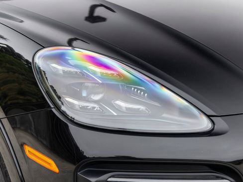 Certified 2023 Porsche Cayenne GTS AWD/4WD image 15
