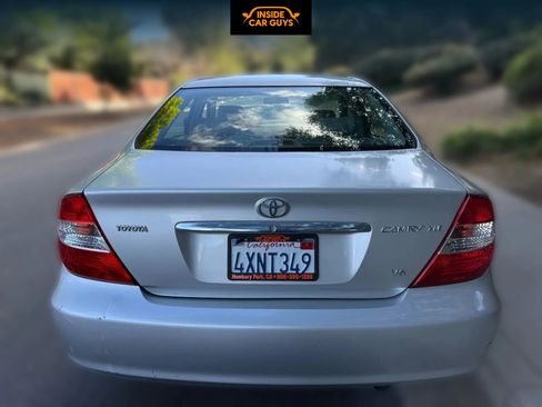 Used 2002 Toyota Camry XLE image 4