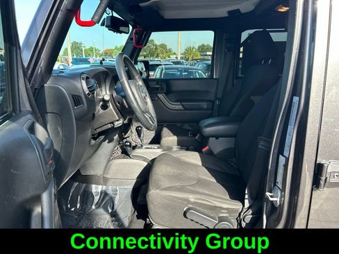 Used 2016 Jeep Wrangler Unlimited Sport AWD/4WD image 11