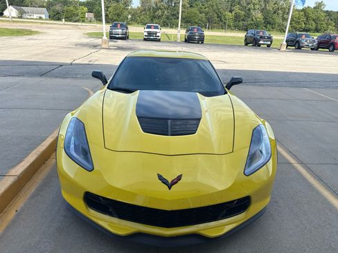 Used 2016 Chevrolet Corvette Z06 w/ 2LZ Preferred Equipment Group RWD image 3