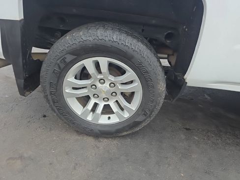 Used 2019 Chevrolet Silverado 1500 LT w/ All Star Edition image 14