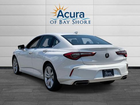 Used 2023 Acura TLX w/ Technology Package FWD image 4