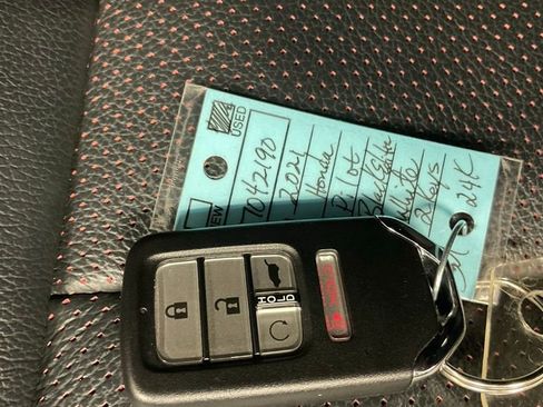 Used 2021 Honda Pilot Black Edition image 34