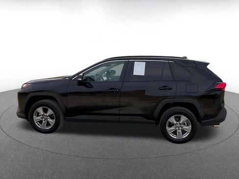 Used 2025 Toyota RAV4 XLE image 9