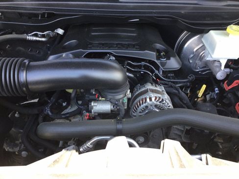 Used 2021 RAM 1500 Big Horn AWD/4WD image 46