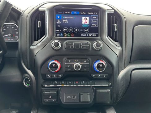 Used 2021 GMC Sierra 1500 AT4 w/ AT4 Preferred Package AWD/4WD image 24