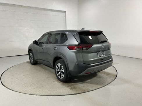 Used 2023 Nissan Rogue SV FWD image 20