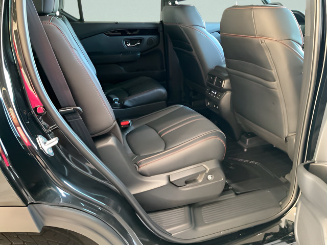 New 2026 Honda Pilot TrailSport image 23